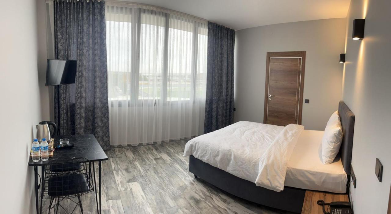 Tuzla Suite Otel - Istanbul — Photos 1